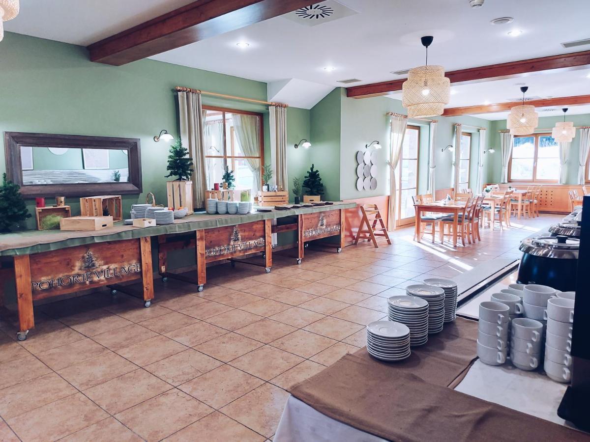 Pohorje Village Wellbeing Resort - Forest Apartments Videc Hocko Pohorje Bagian luar foto